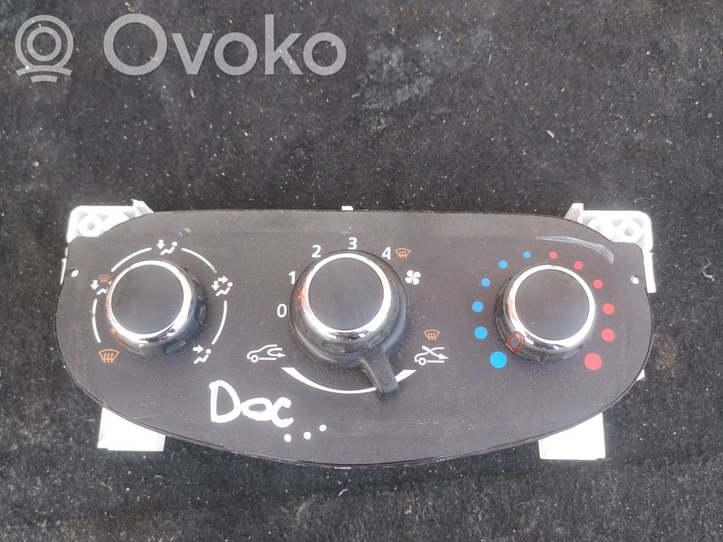 Climate control unit   CA112002