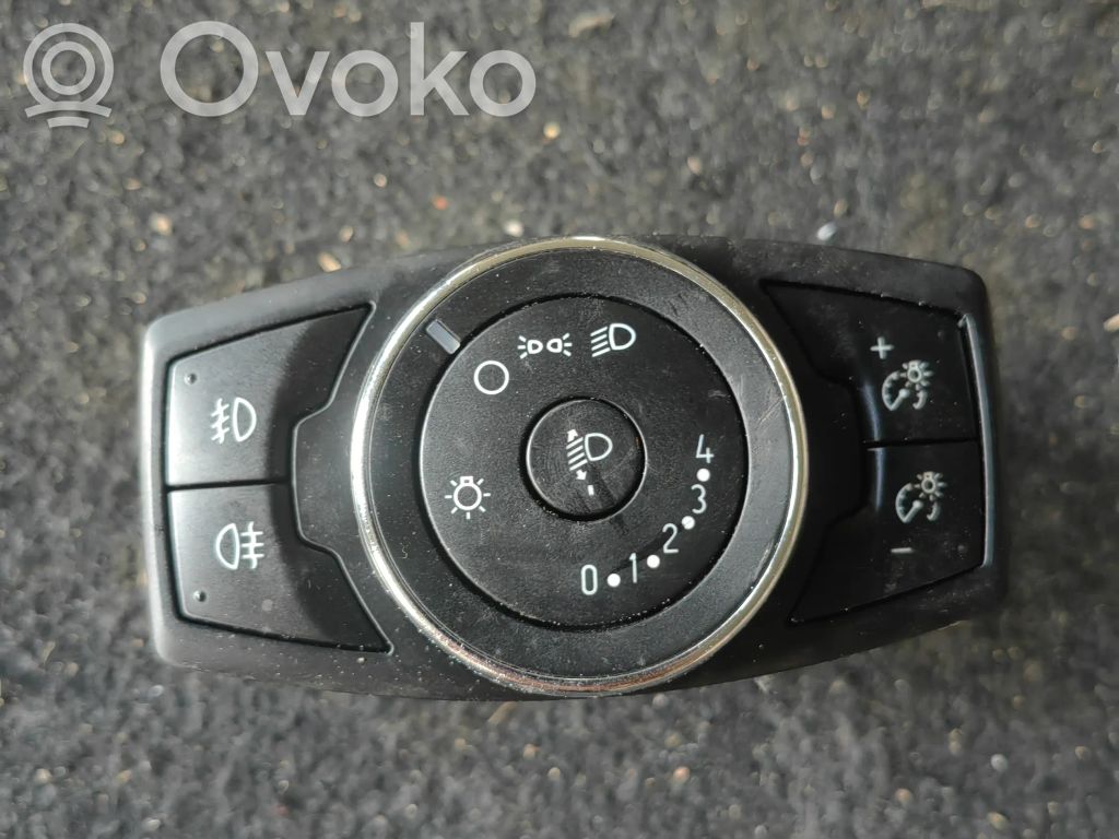 Ford Focus Light switch 