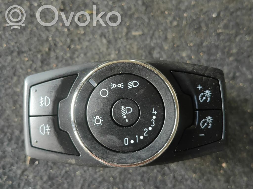 Ford Focus Light switch 