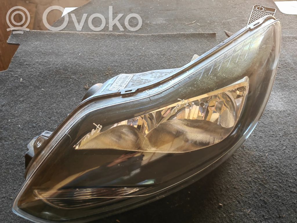 Ford Focus Phare frontale 