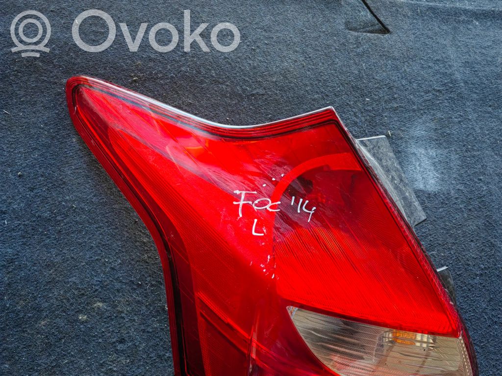 Rear/tail lights