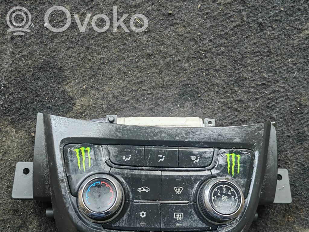 Opel Zafira C Climate control unit 