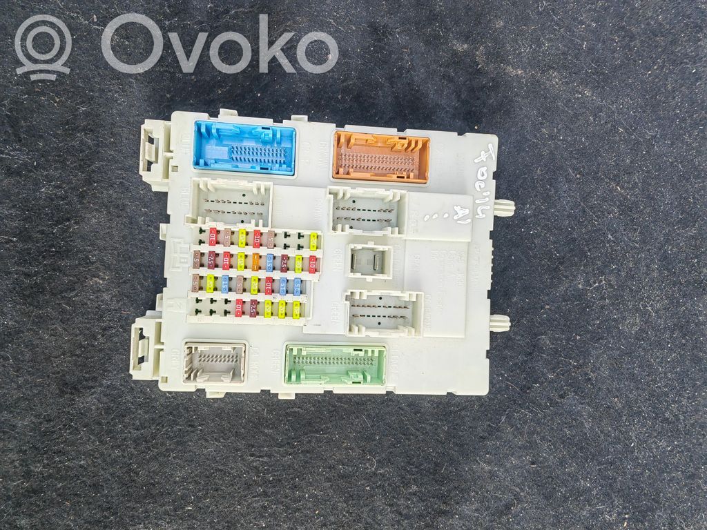 Ford Focus Fuse module 