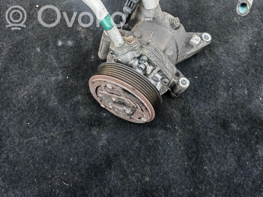 Mazda CX-3 Ilmastointilaitteen kompressorin pumppu (A/C) 