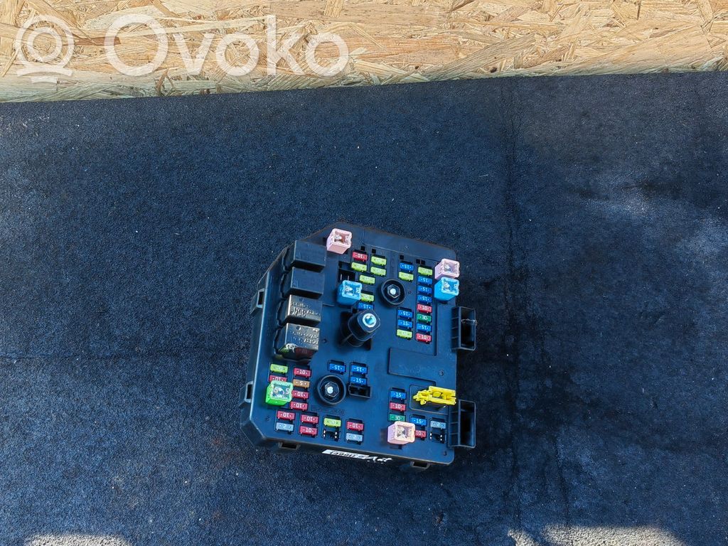 Opel Antara Fuse module 