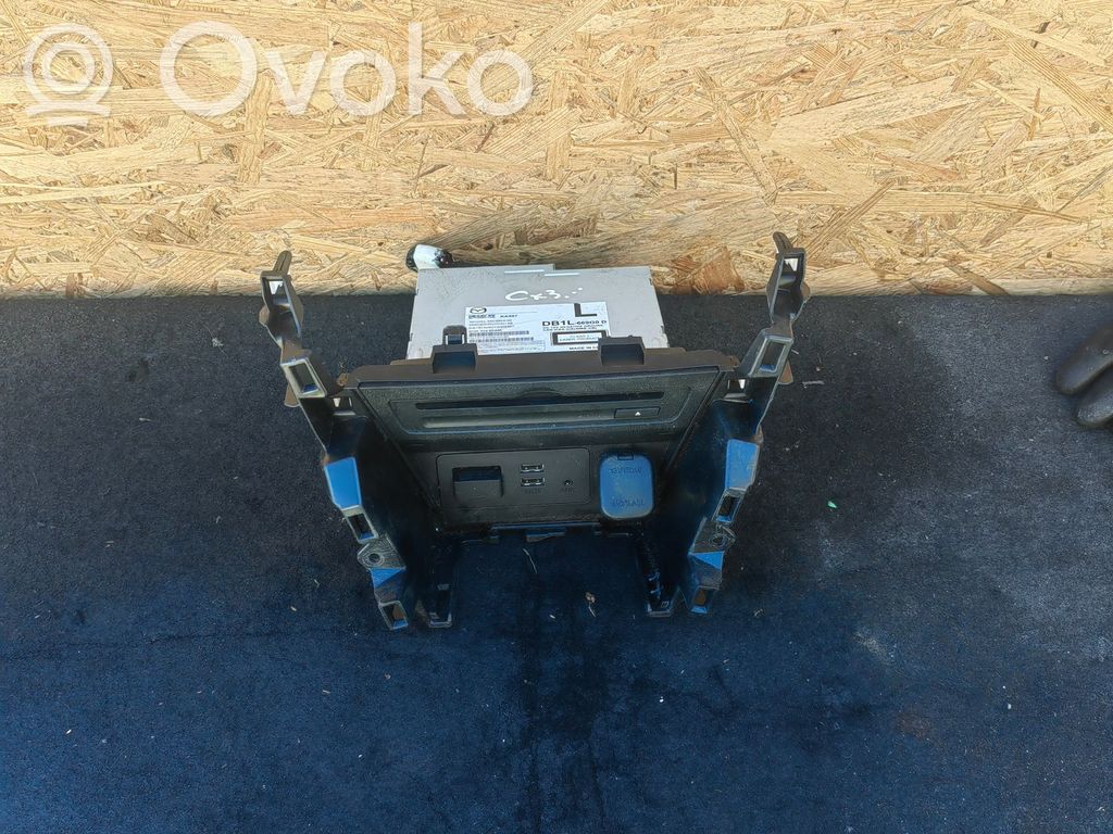 Mazda CX-3 CD/DVD changer 