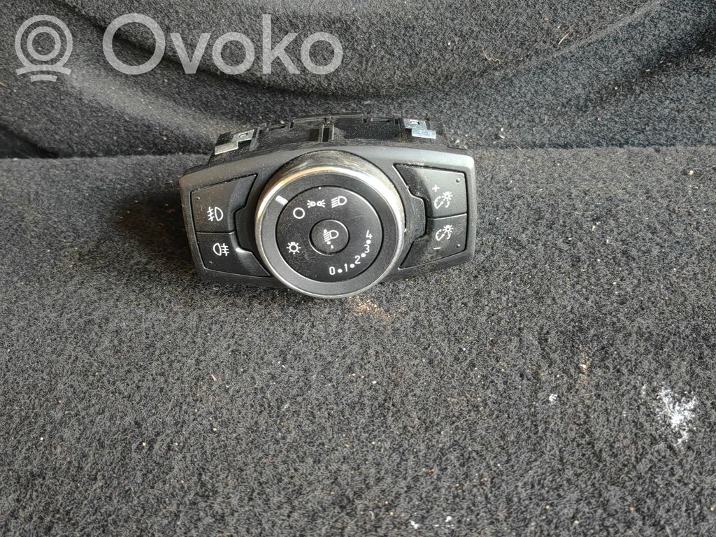 Ford Focus Light switch 