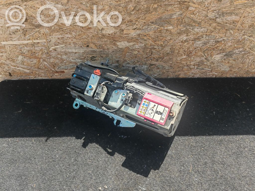 Mazda 6 Hybrid / electric car battery 