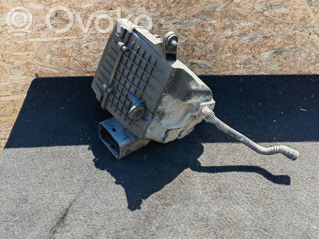 Audi A1 Air filter box 