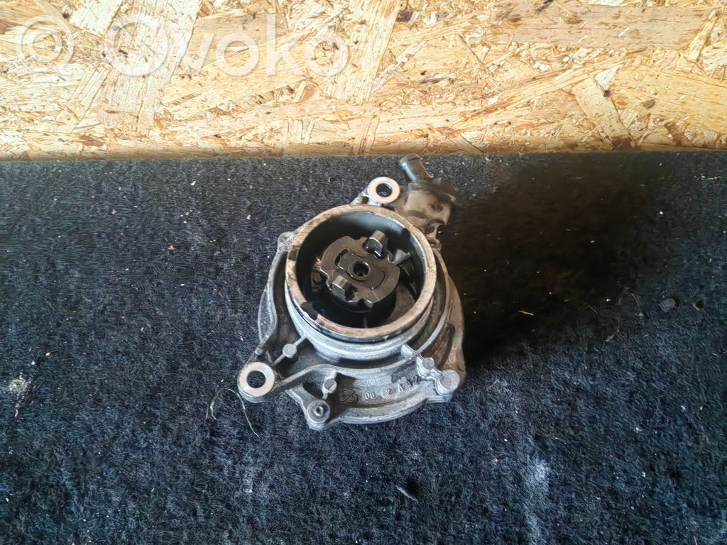 BMW X5 E53 Vacuum pump 