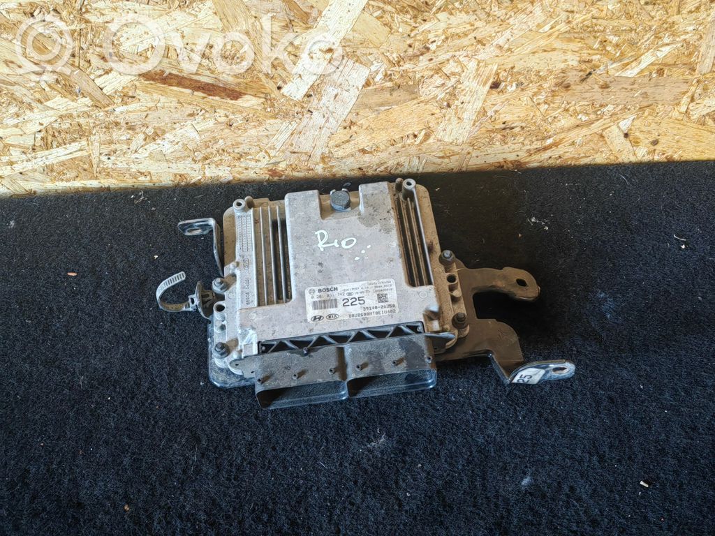 KIA Rio Engine control unit/module 