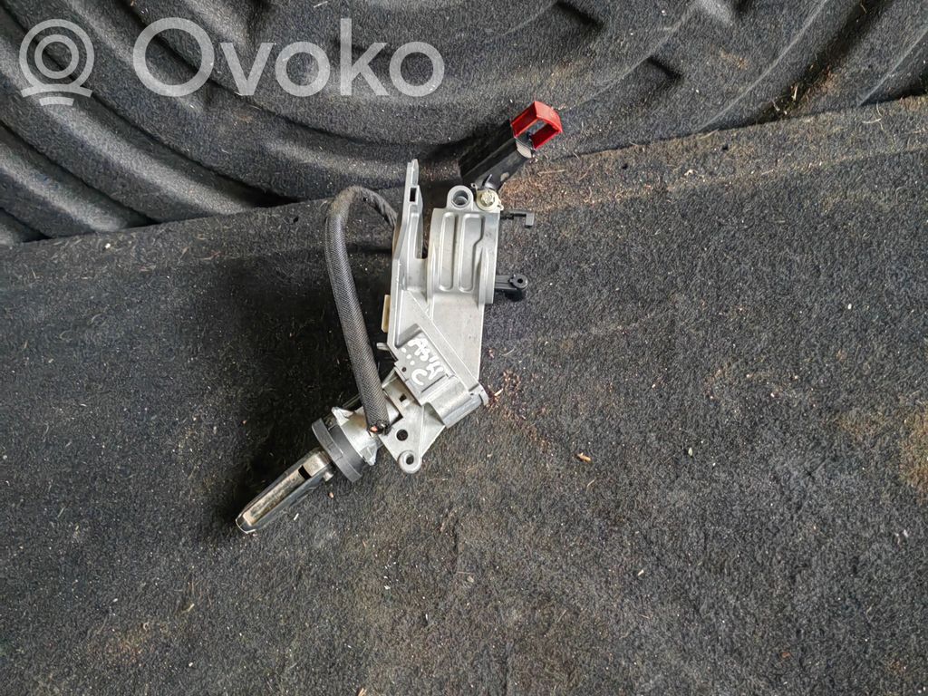 Opel Astra H Užvedimo spynelė 