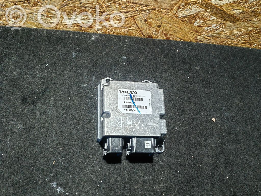 Volvo V40 Airbag control unit/module 