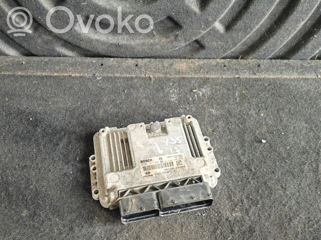 Hyundai ix35 Engine control unit/module 