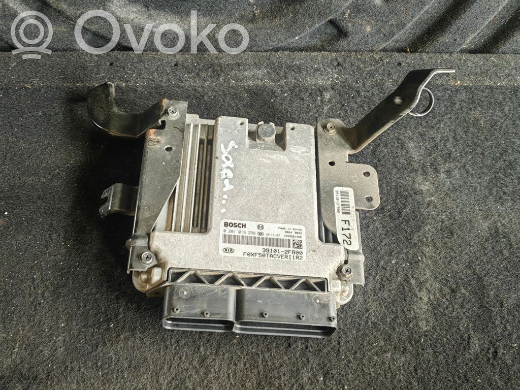 KIA Sorento Engine control unit/module 
