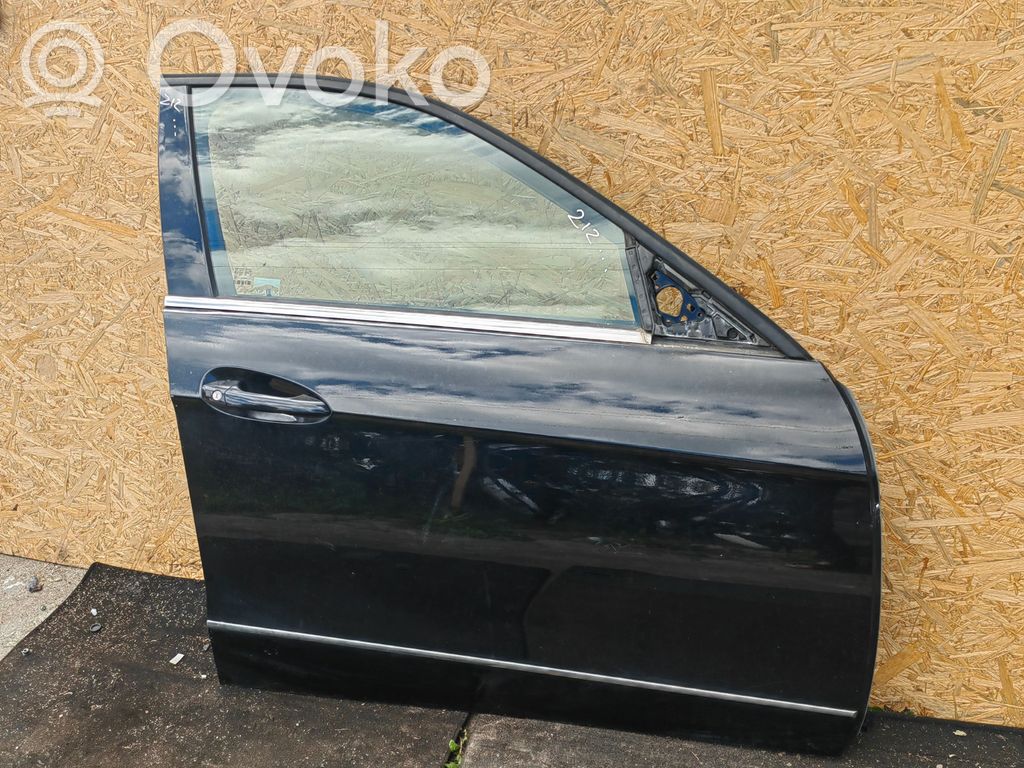 Tür vorne