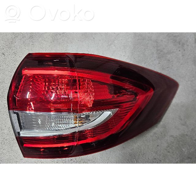 Ford C-MAX II Lampă spate în caroserie 
