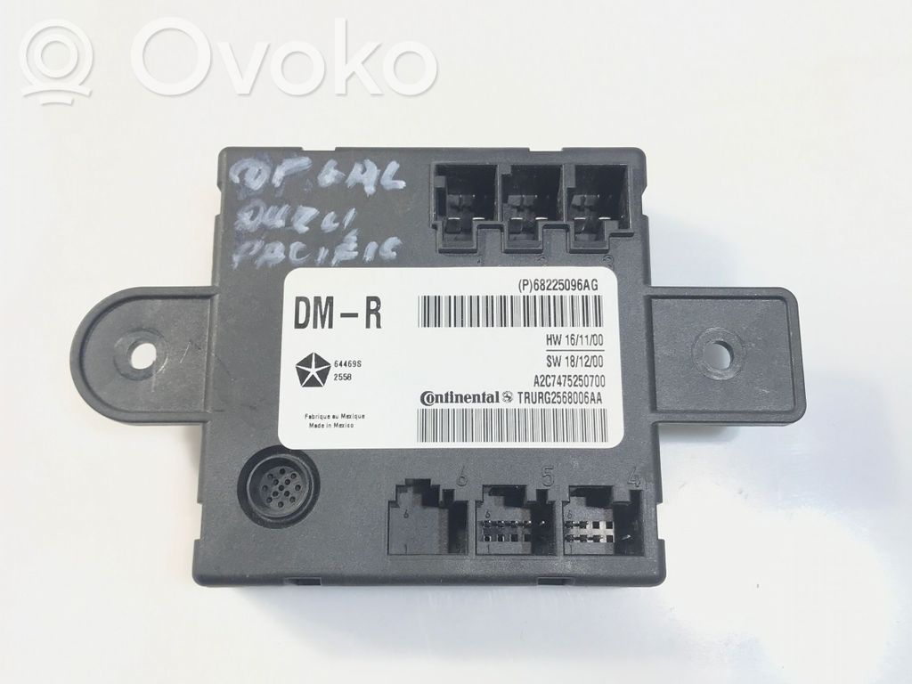Chrysler Pacifica Door control unit/module 