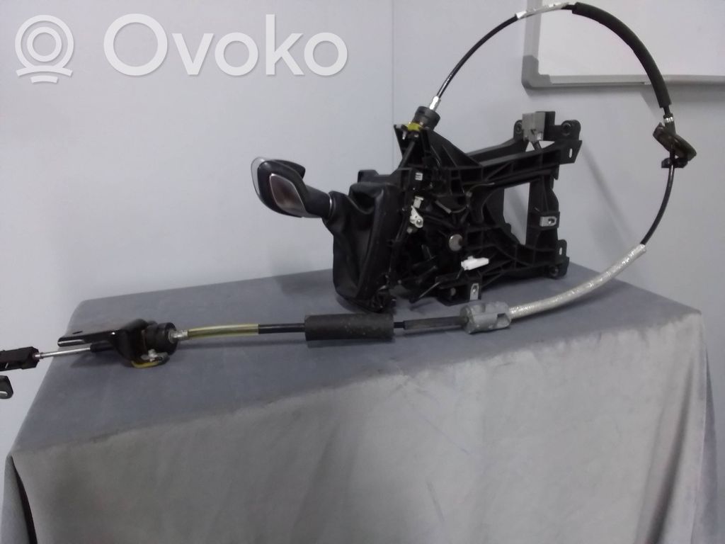 Ford Edge II Gear shifter/selector 