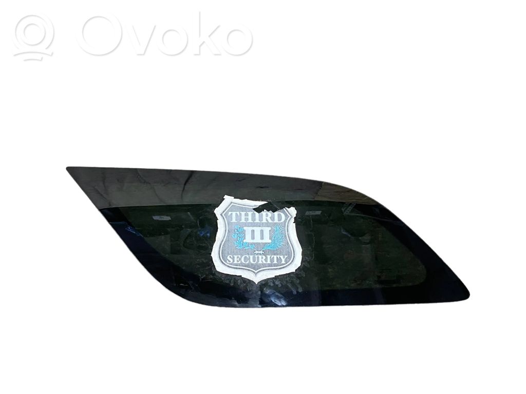 Dodge Durango Rear side window 