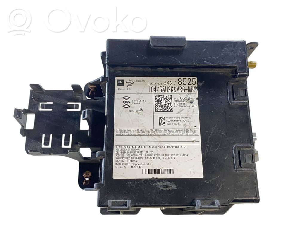 Panel / Radioodtwarzacz CD/DVD/GPS   84278525,23158331