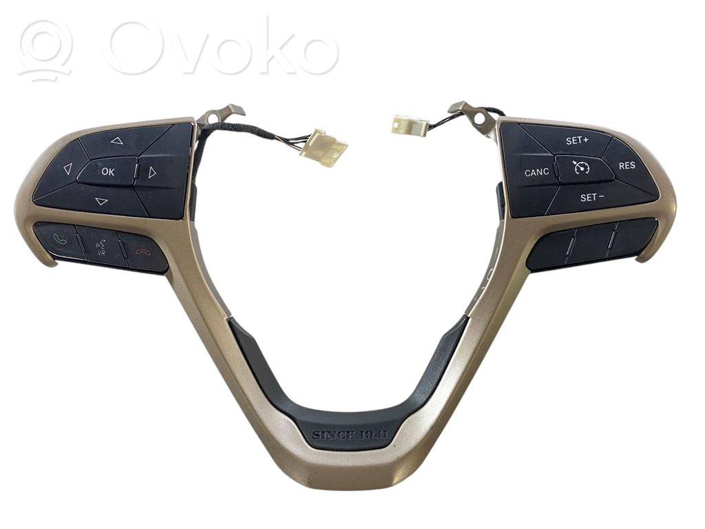 Jeep Grand Cherokee Przełącznik / Przycisk kierownicy 
