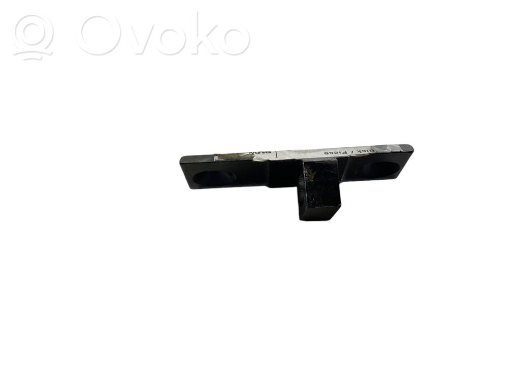 BMW X5 E70 Front door upper hinge 