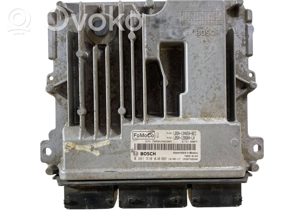 Ford Explorer VI Engine control unit/module 