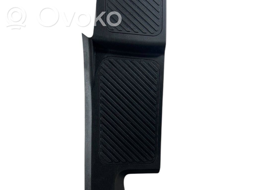Ford Explorer VI Altra parte interiore 