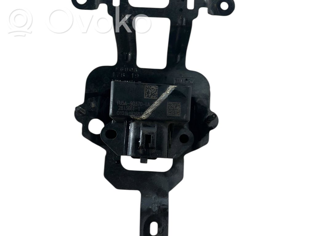 Ford Explorer VI Fuel pump relay 