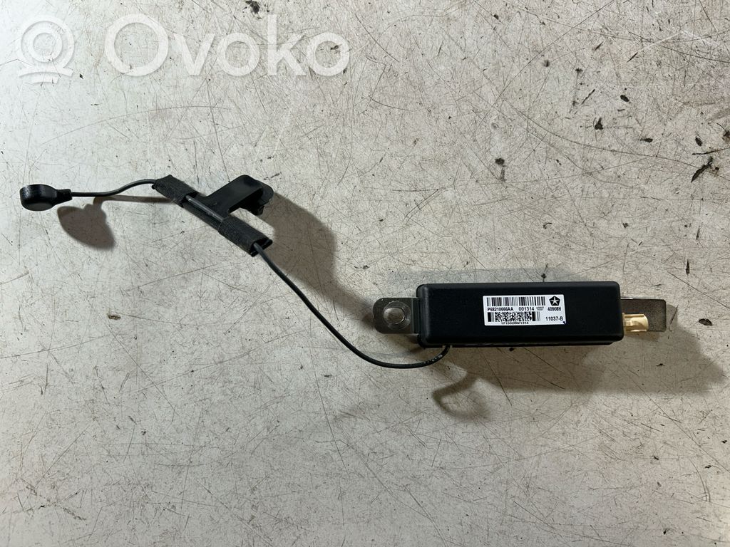 Dodge Challenger Antenos stiprintuvas 