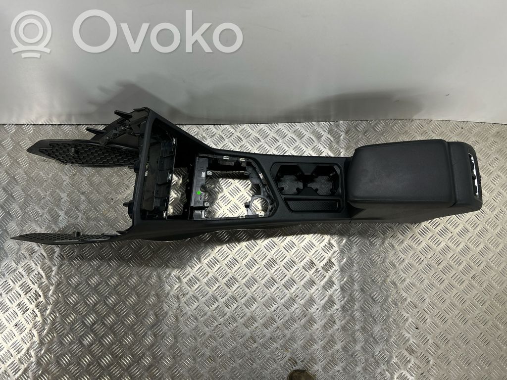 Volkswagen Tiguan Allspace Keskikonsoli 