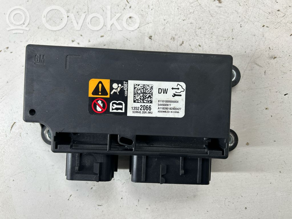 Buick Encore I Airbag control unit/module 