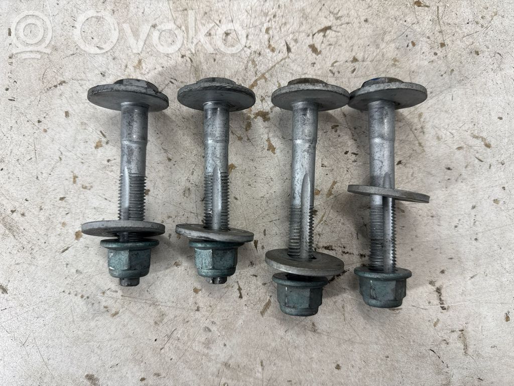 Audi Q3 F3 Tornillo de cámara de la suspensión trasera 