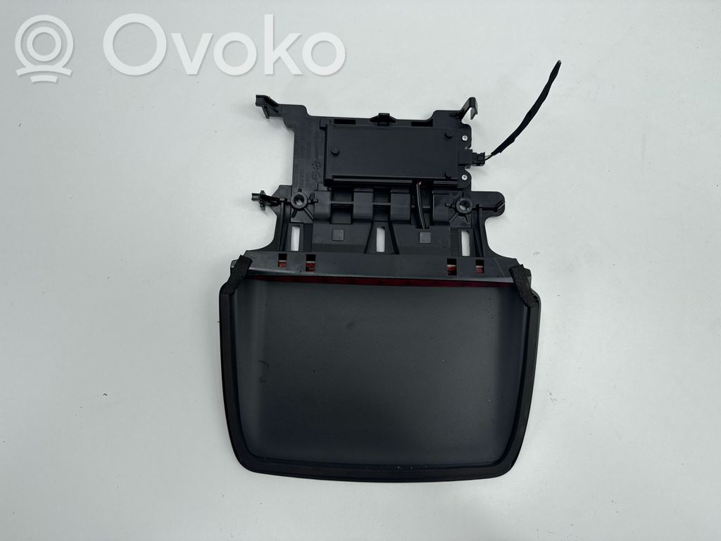 Dodge Charger Third/center stoplight 