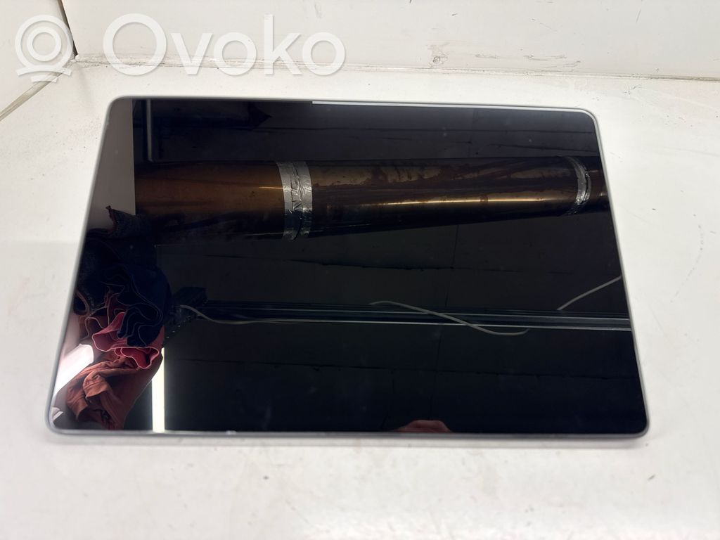 Tesla Model 3 Screen/display/small screen 