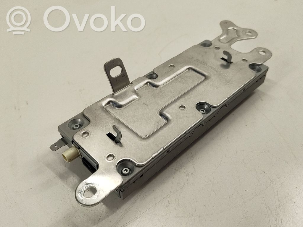 Tesla Model 3 Antennenverstärker Signalverstärker 