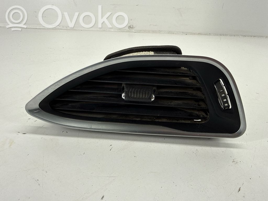 Chrysler Pacifica Boczna kratka nawiewu deski rozdzielczej 