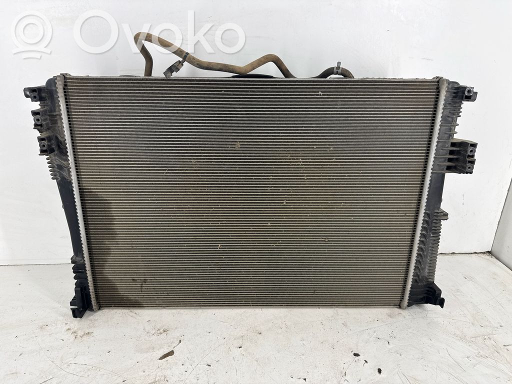Chrysler Pacifica Radiatora komplekts 