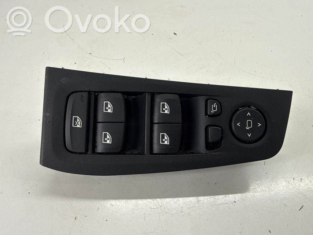 BMW 2 F44 Przyciski szyb 