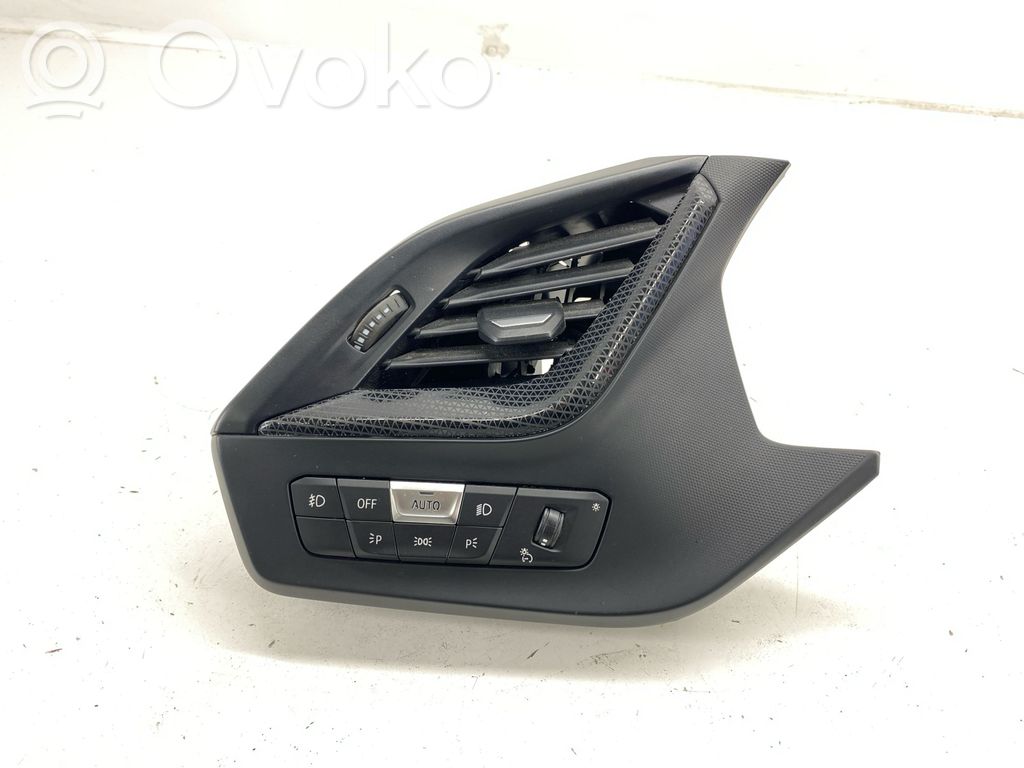 BMW 2 F44 Šviesų jungtukas 