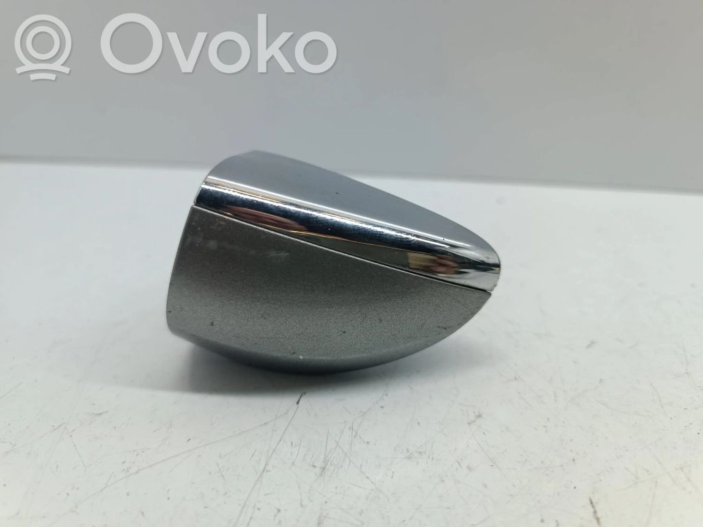 Mercedes-Benz A W169 Osłona klamki drzwi tylnych 