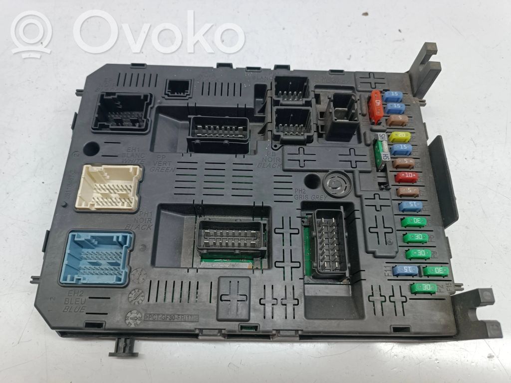 Citroen C4 I Módulo de fusible 