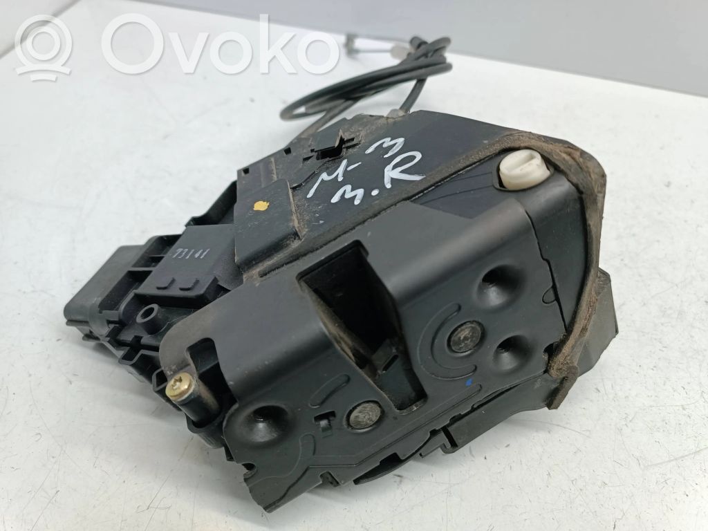 Mazda 3 I Zamek drzwi tylnych 