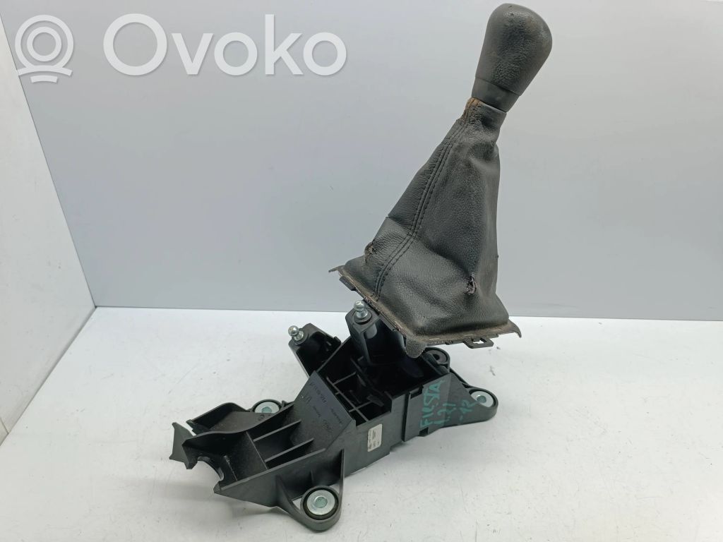 Ford Fiesta Lewarek zmiany biegów / górny 
