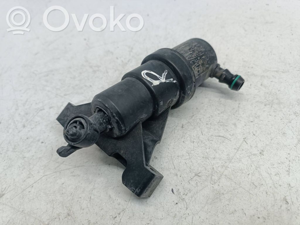BMW 7 E65 E66 Headlight washer spray nozzle 