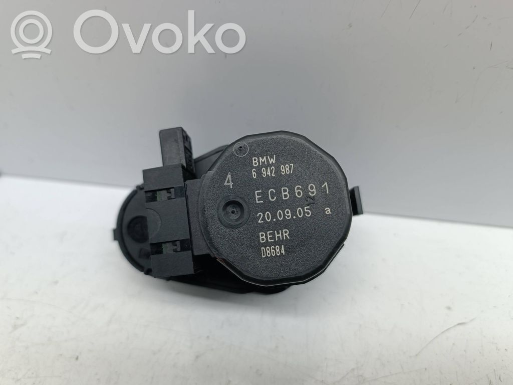 Oro sklendės varikliukas   6942987,ECB691,D8684