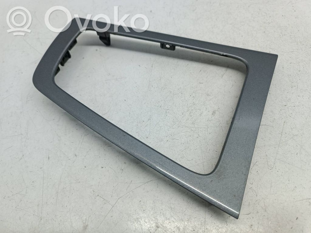 Ford Focus Consola de plástico de la palanca de cambios 