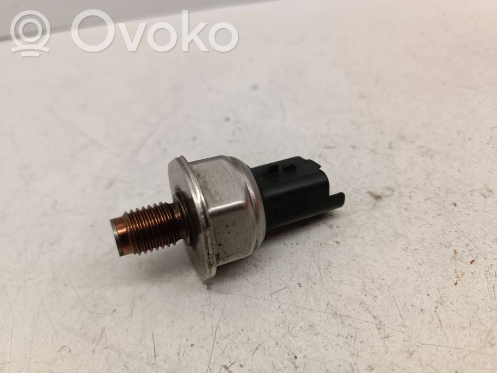 Sensor de presión de combustible   9653981180,55PP0602