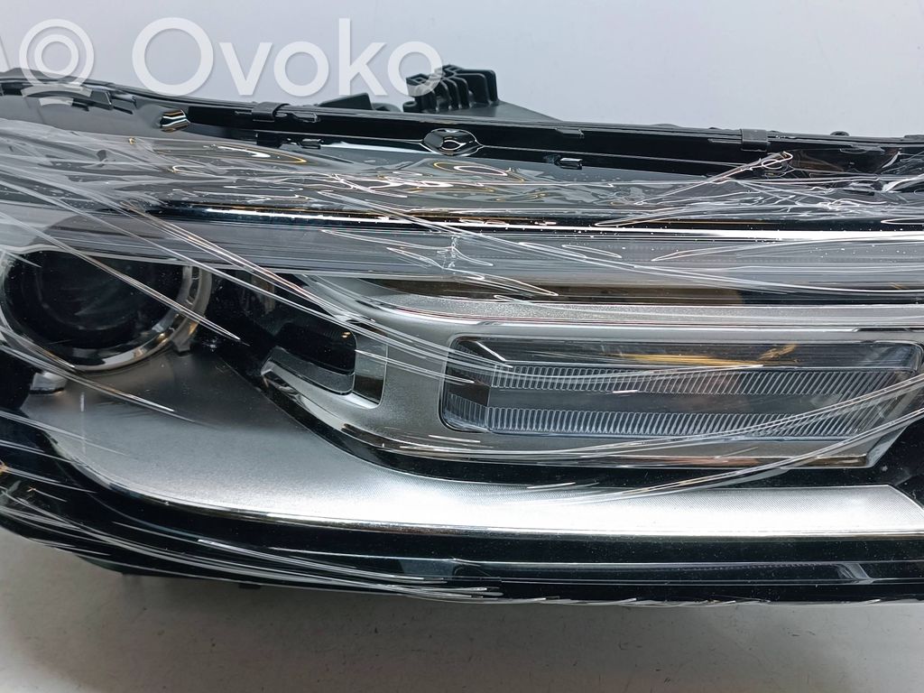 Audi Q5 SQ5 FY Lampa przednia 